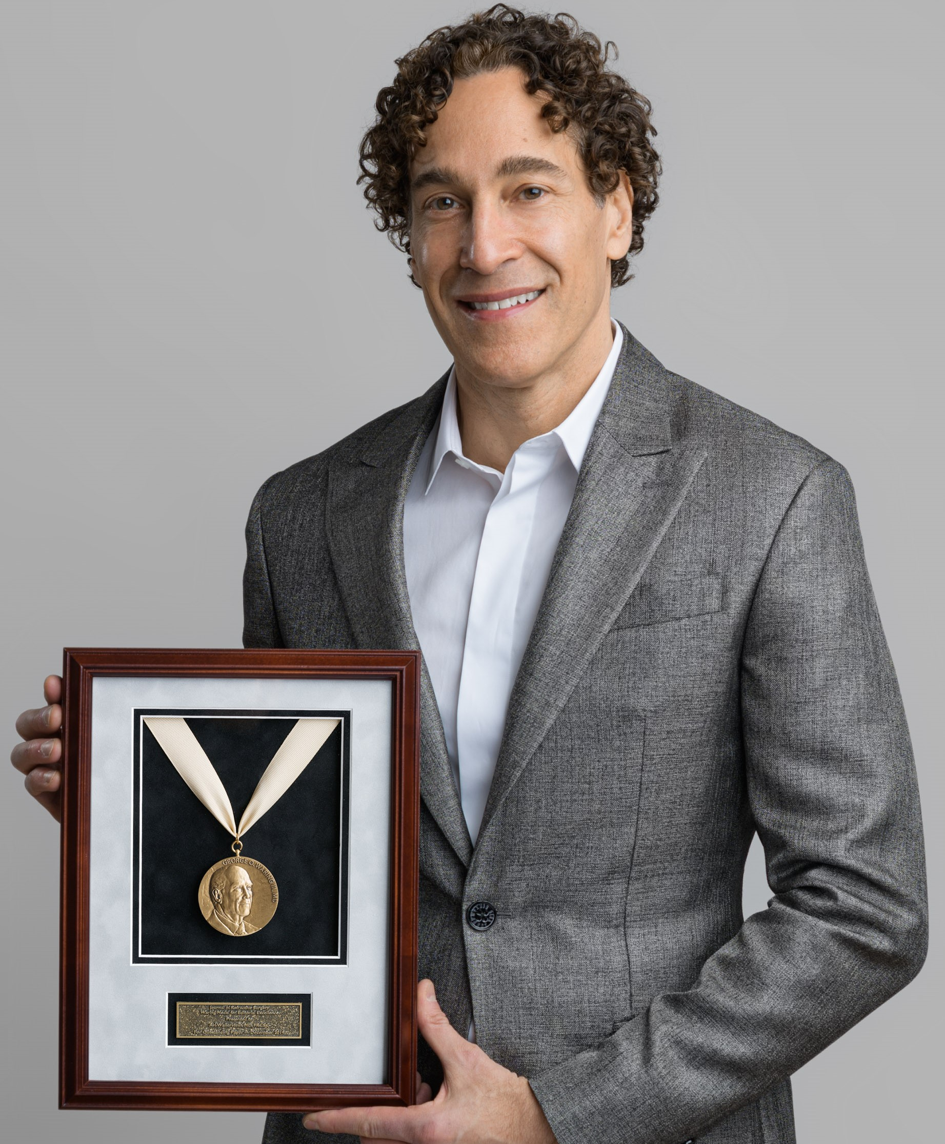 Dr. Avi Wallerstein